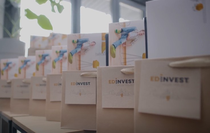 ed invest ESG CSR